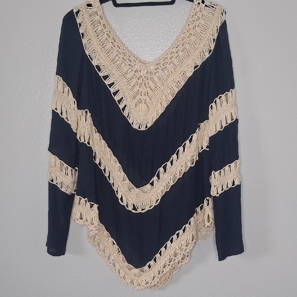 Umgee Navy Cream Crochet Gypsy Boho Coachella Chic Tunic Blouse Long Sleeve M - Picture 5 of 16